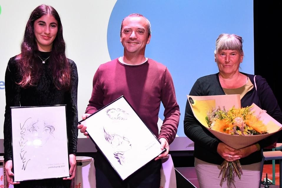 Améline kreeg in het najaar de Publieksprijs van de Cultuurlaureaat 2021. In mooi gezelschap met Miguel Wiels en Trees Debrabandere, de andere laureaten.  