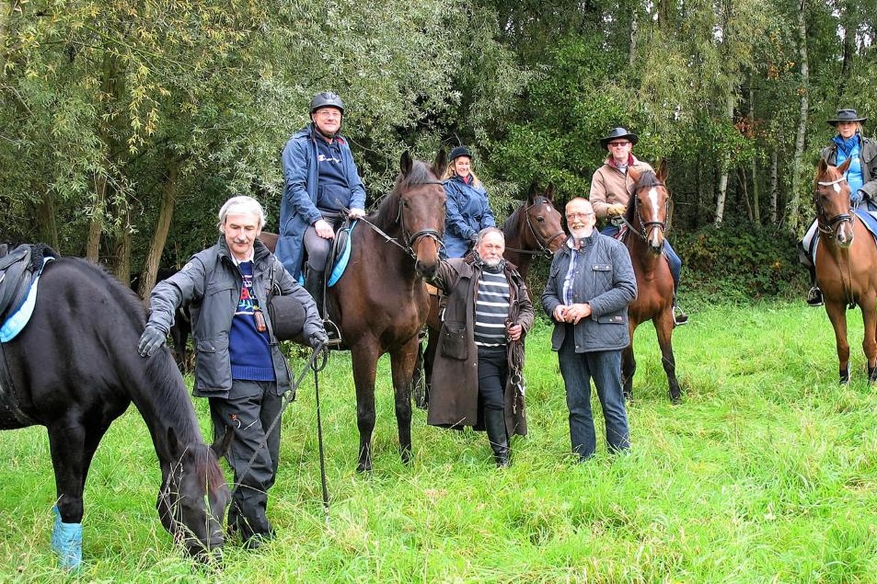 Te paard langs trage wegen (Zemst) | Het Nieuwsblad Mobile