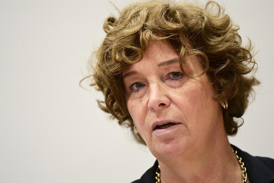 Minister van Overheidsbedrijven, Petra De Sutter (Groen).  