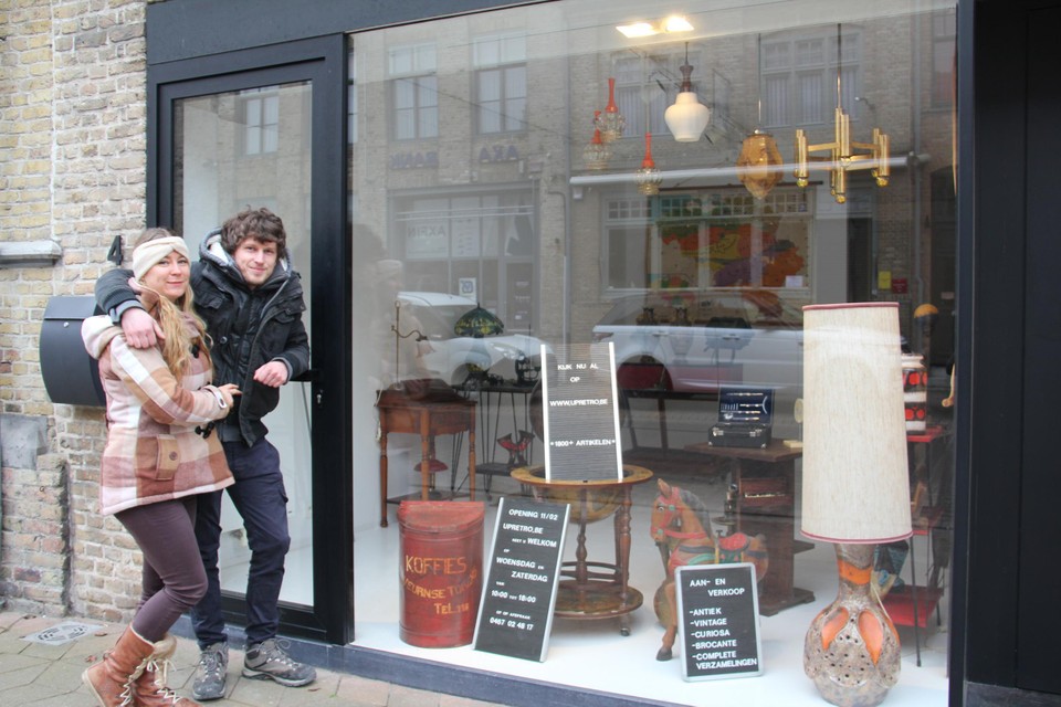 Kjell Buysschaert en zijn vriendin Sylvie Coutereel openen op 11 februari de deuren van hun nieuwe winkel in de Noordstraat 4.