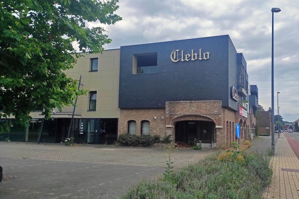 Waar ooit meubelwinkel Cleblo was, komt een Jumbo-filiaal.  