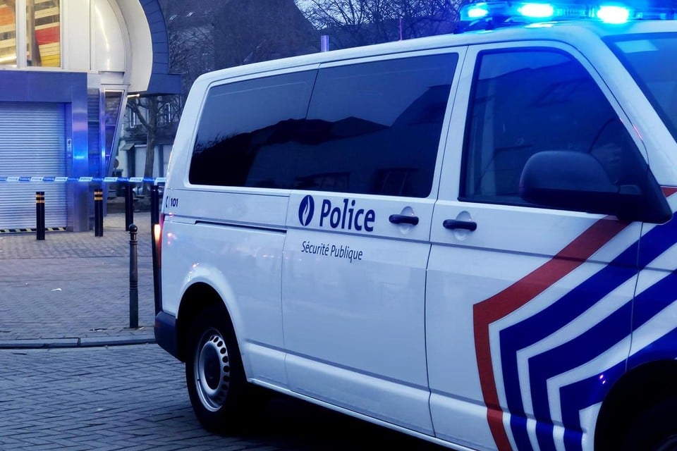 Again shooting incident near Clemenceau in Anderlecht, victim in danger (inland)