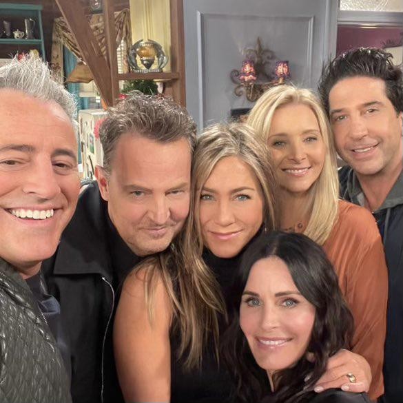 Friends reunion matthew perry