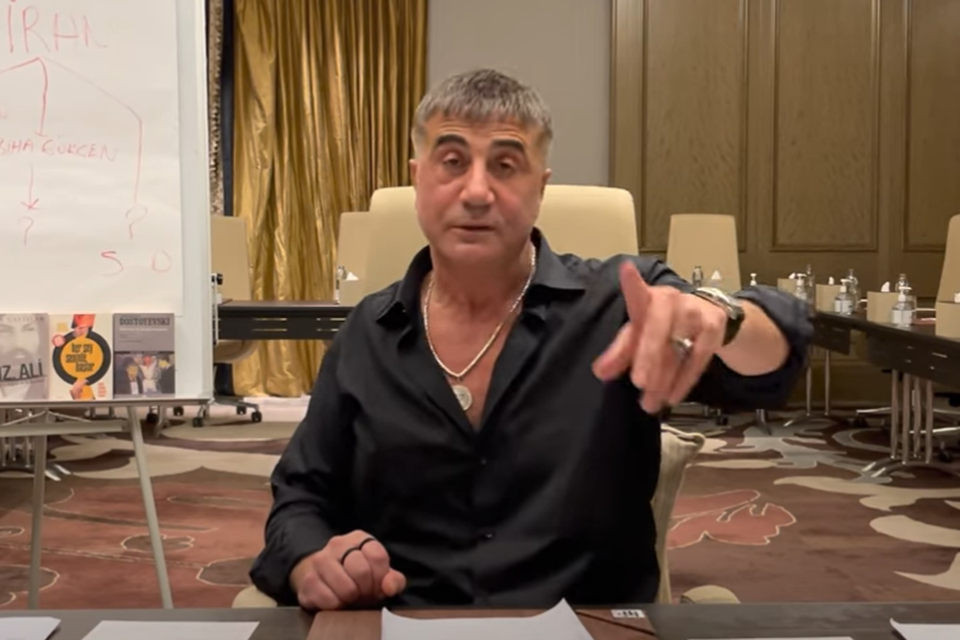 Sedat Peker in zijn meest recente video