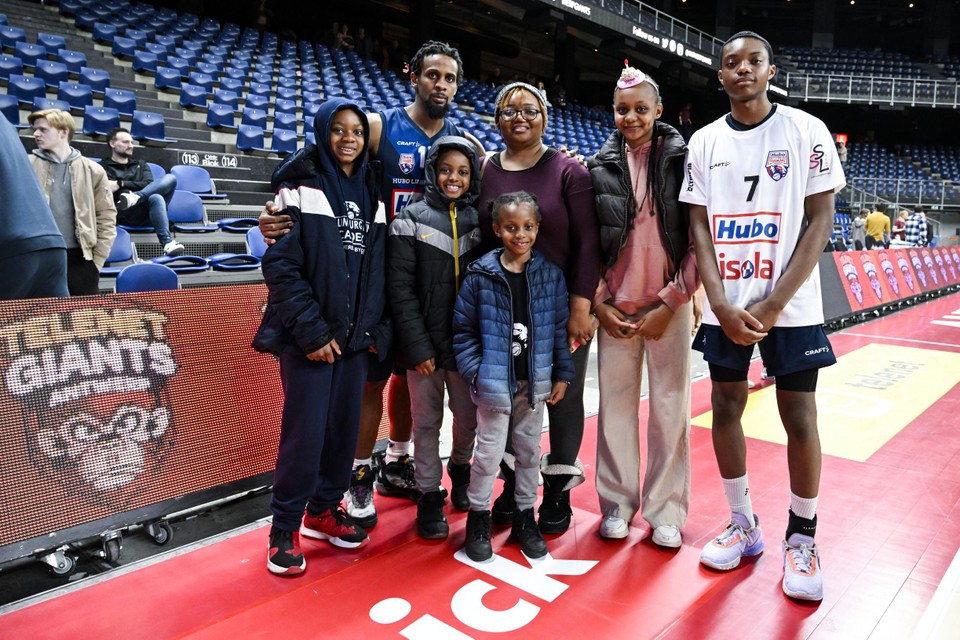 The entire Hammonds family was present in the Lotto Arena.