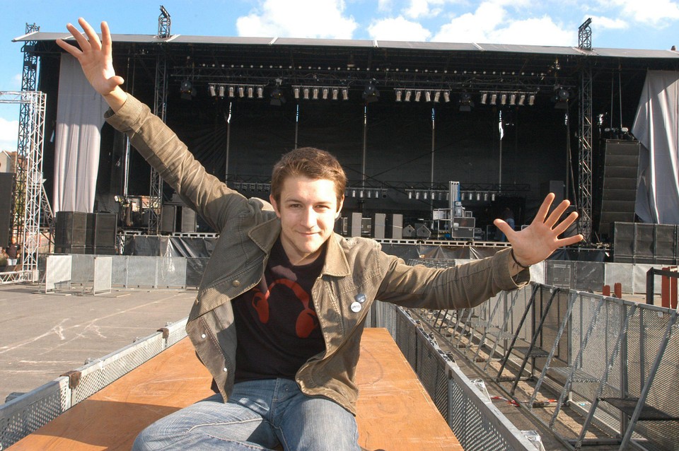 Sioen in 2006, voor het Gentse podium van de 0110-concerten die hij toen mee organiseerde.