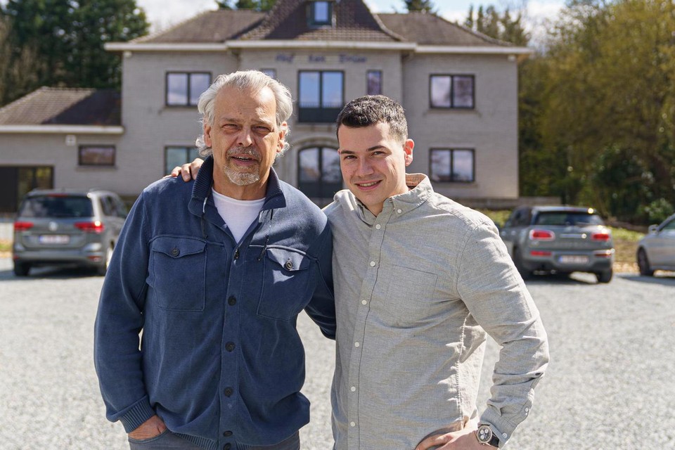 Carlo  en zijn zoon Arno Geldhof voor Roast in Wondelgem.