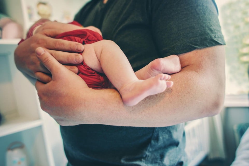 Vincent (27) cannot indicate birth, so his son does not officially exist: « It’s a hell »