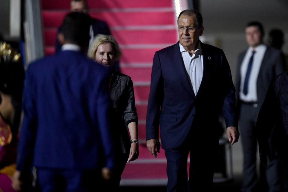 Rusland wordt op de top vertegenwoordigd door buitenlandminister Sergej Lavrov.  