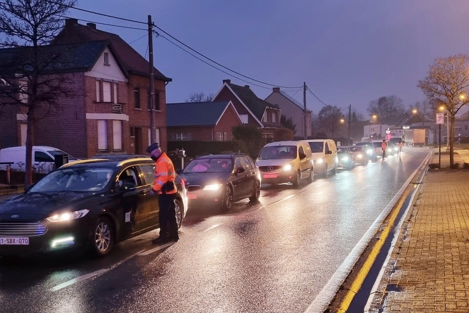 Door de controle ontstond er onmiddellijk een lange file richting Mechelen.