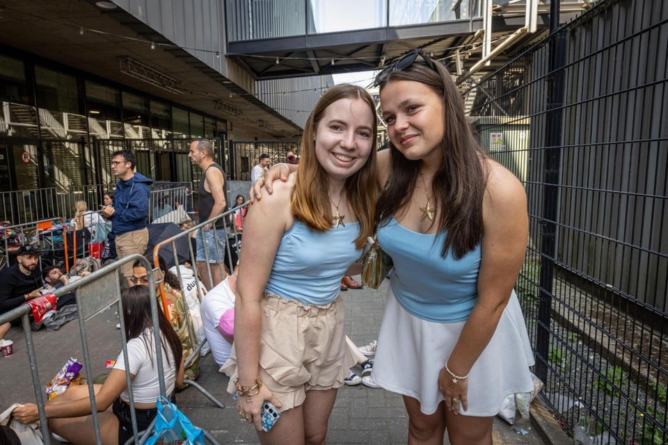 Danique came to the Sportpaleis with a friend from Rotterdam.