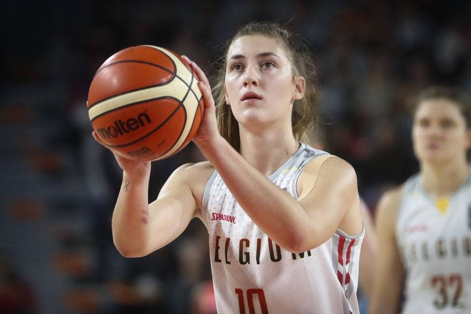 Laure Resimont