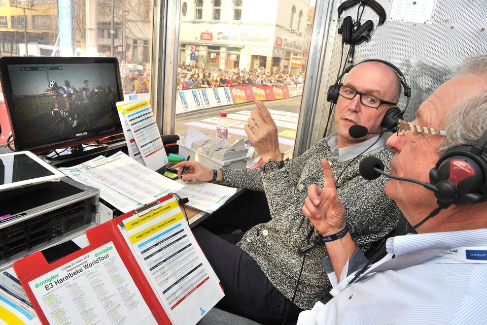 Michel Wuyts en José De Cauwer: hun commentaarcabine in de Tour staat dit jaar in Brussel. 