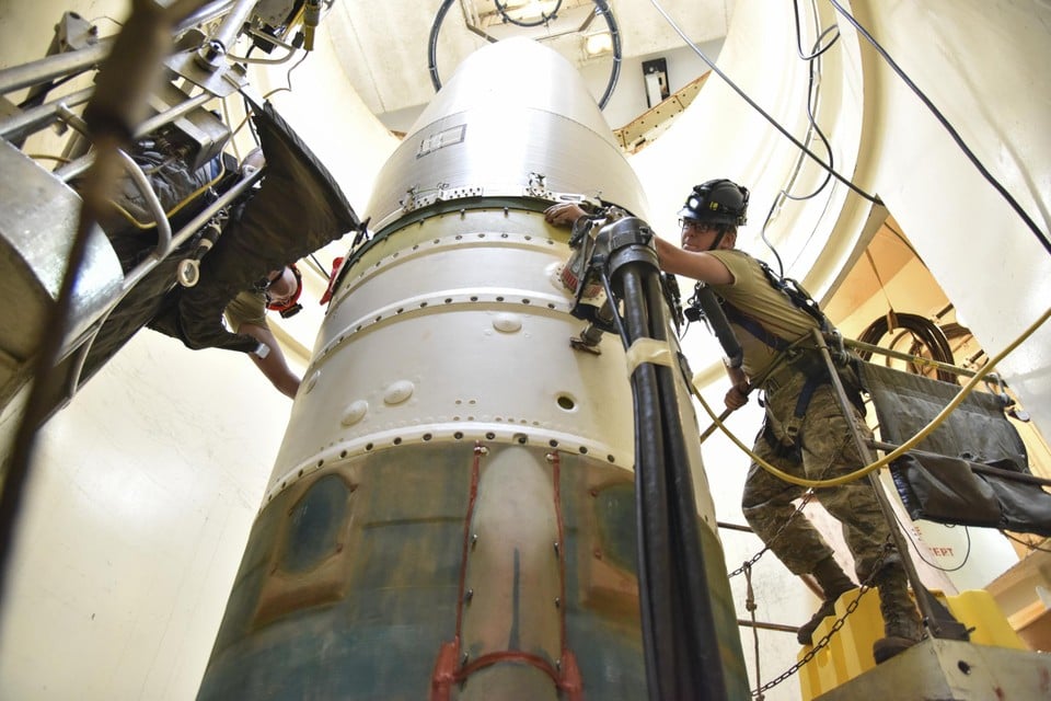 Archiefbeeld. De ballon vloog onder meer over een opslagplaats voor nucleaire raketten in Montana.