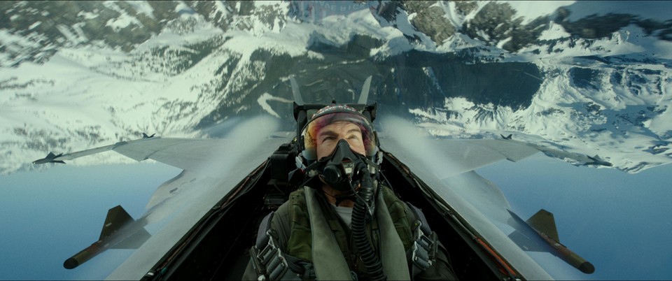 Tom Cruise gaat 36 jaar na zijn doorbraakfilm nog eens de lucht in met ‘Top Gun: Maverick’. 