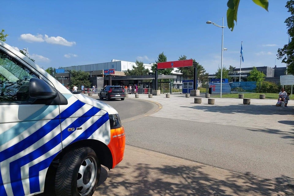 Boy (9) who was taken from water in the Nekker still in critical condition (Waasmunster)
