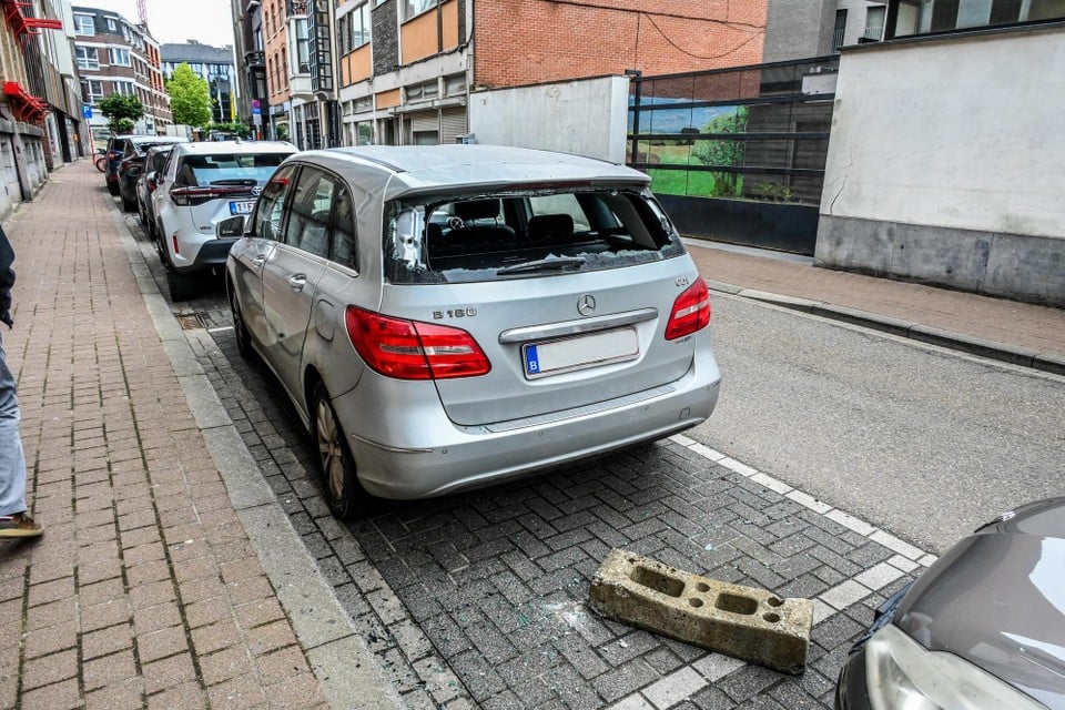 Police Vat offender who strikes 20 cars in the city center: « Portfolio that we had forgotten at the seat is still there » (inland)