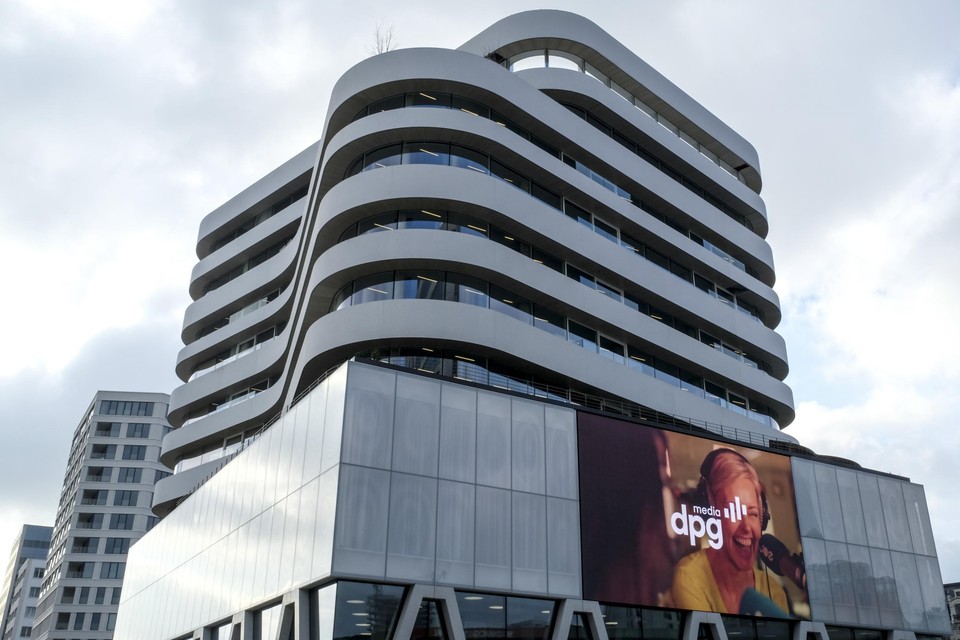 Het hoofdgebouw van DPG Media in Antwerpen. 