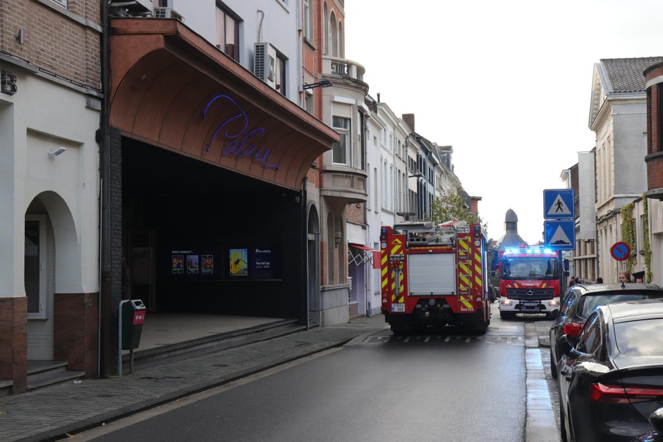 De brandweer moest woensdagavond tussenkomen nadat er rook was ontstaan in de technische ruimte van Cinema Palace.