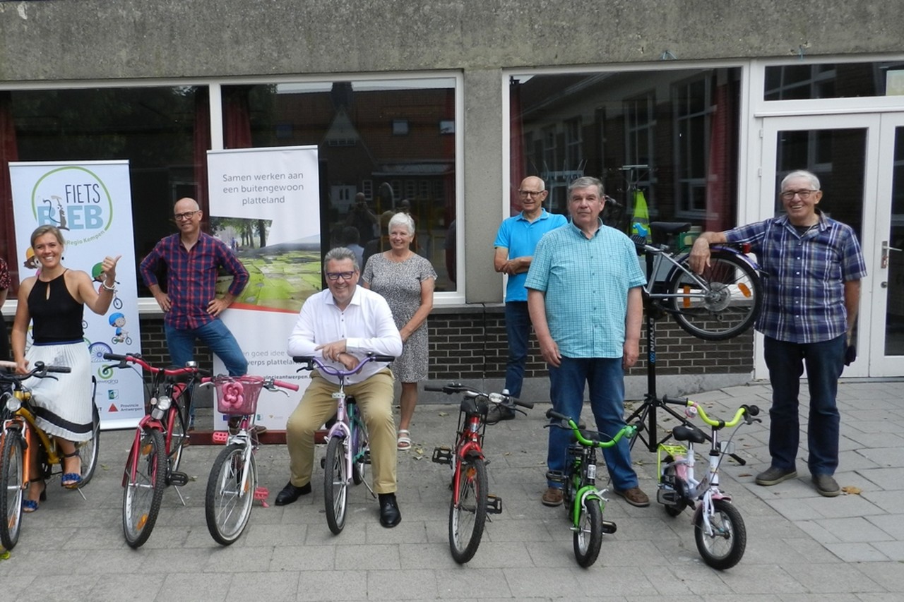 Illusie Wizard eetpatroon Elfde fietsbieb van provincie opent deuren in Hoogstraten (Hoogstraten) |  Het Nieuwsblad Mobile