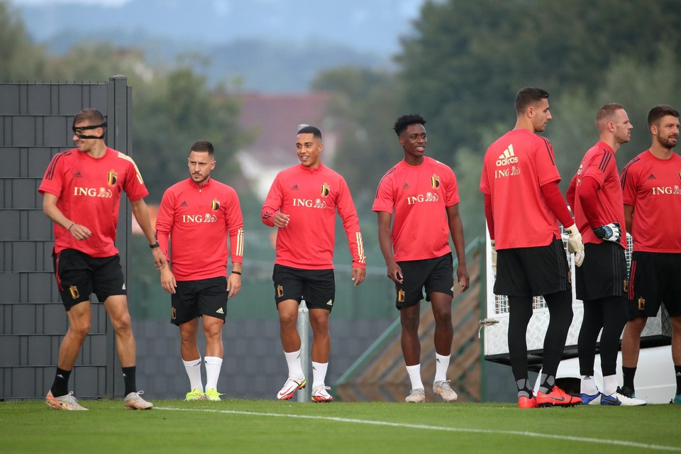 Youri Tielemans (midden) wordt tegen Tsjechië in de basis verwacht.