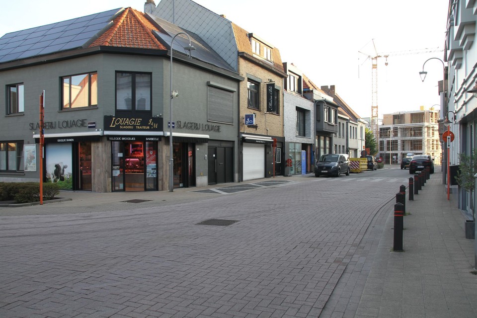De Dorpsstraat in Westkapelle gaat even dicht voor rioleringswerkzaamheden. 