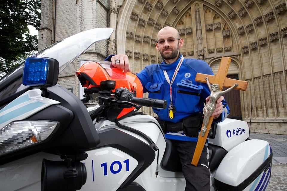 Tot twee jaar geleden was Dave Vannieuwenhuyse agent bij de wegpolitie.