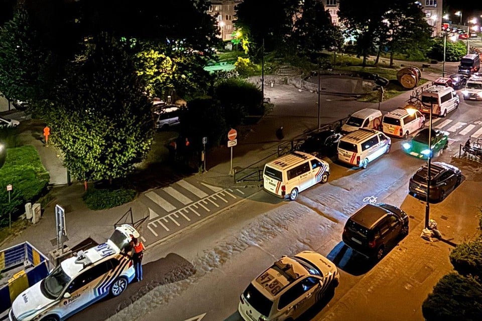 19-year-old boy gets a bullet in genitals after a fight about car