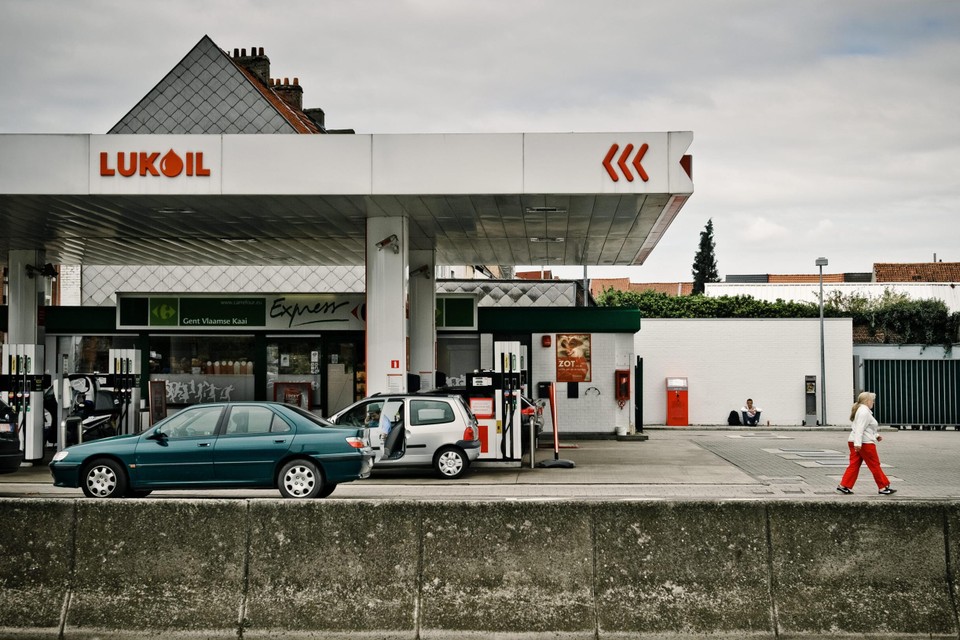 Momenteel bestaat de Belgische Lukoil-keten uit 180 tankstations, die worden uitgebaat door Belgische zelfstandigen. 