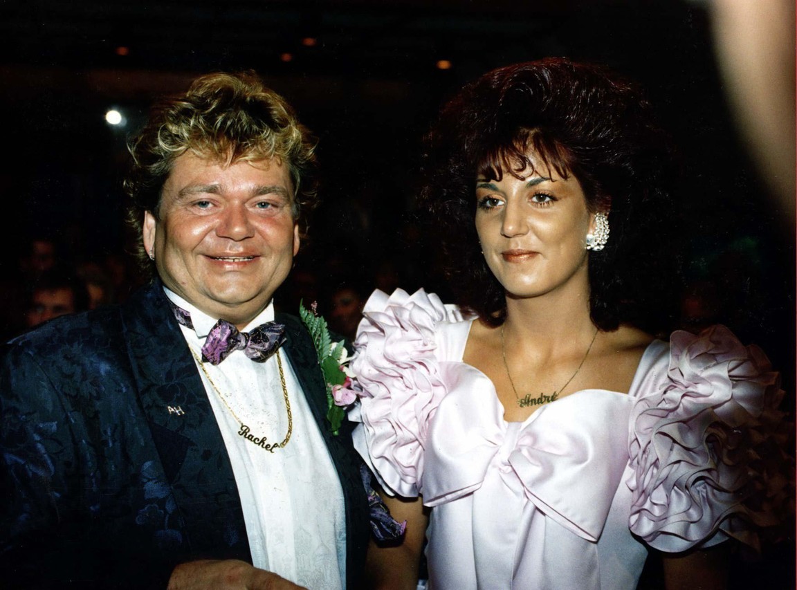 Rachel Hazes wil niet dat haar zoon nog de naam André Hazes gebruikt | Het Nieuwsblad Mobile
