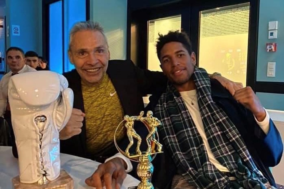 Victor Schelstraete kreeg de Gouden Handschoen en Freddy De Kerpel ontving een trofee voor zijn volledige carrière.