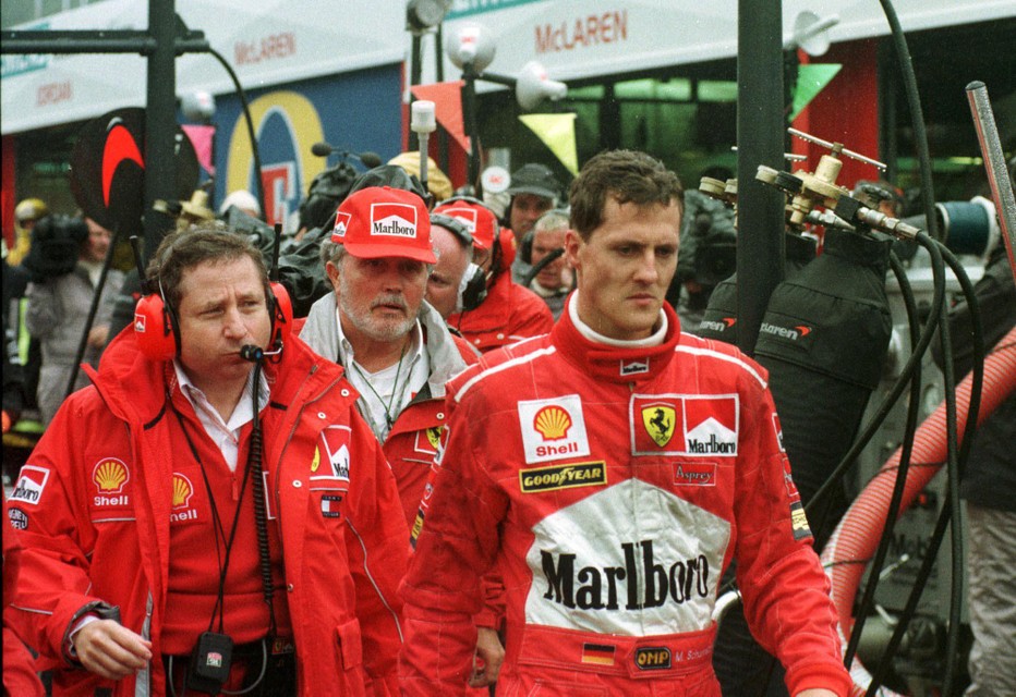 Jean Todt (left) and Michael Schumacher (right) after the Grand Prix in Spa-Francorchamps in 1998.