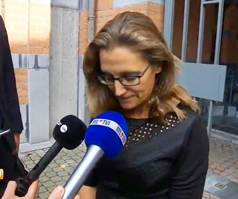 Freeland na het conflict met Magnette.