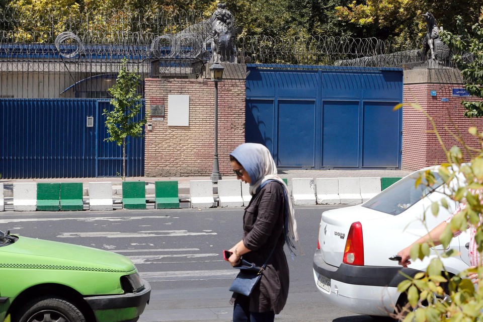 Archiefbeeld: de Britse ambassade in Teheran. 