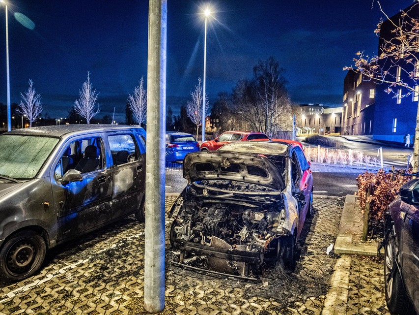 The cars of the penitentiary officials are also being targeted.