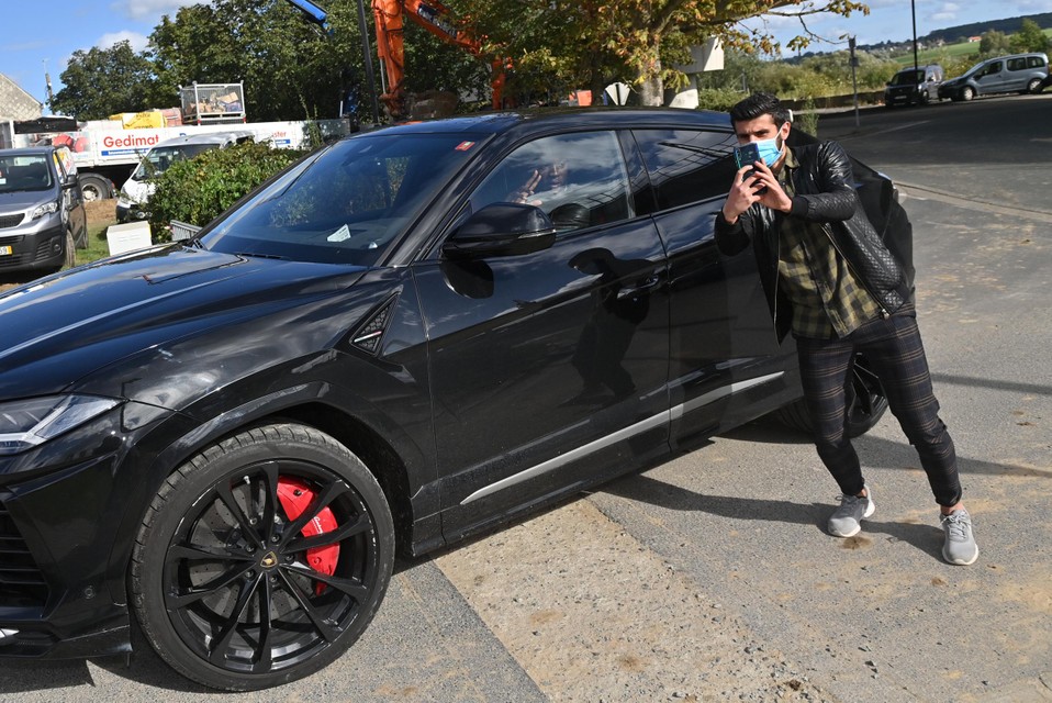 Ook Romelu Lukaku poseerde met de eenzame fan 