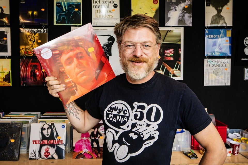 Jeroen from Music Mania has the best-selling album.