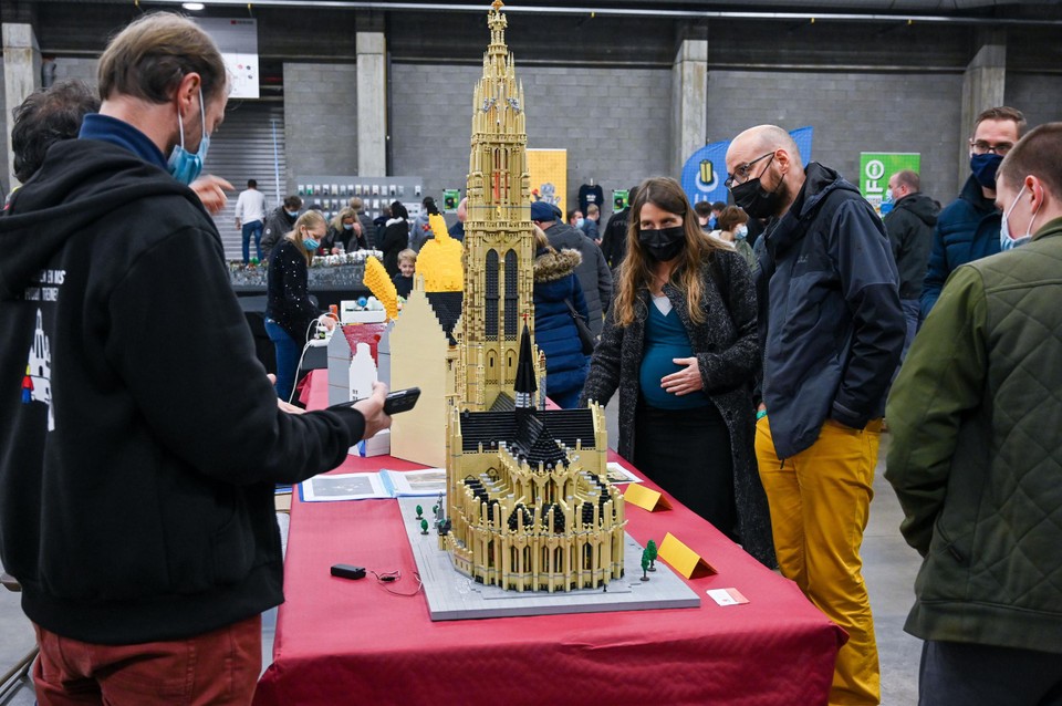 Brick Mania in November 2021, Cathedral of Our Lady (minus second tower) 