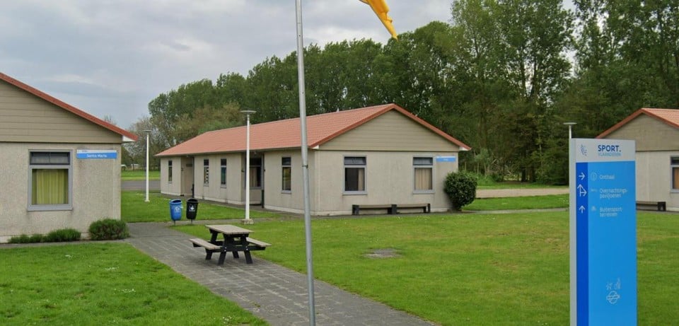 The students fell ill during sea classes at Sport Vlaanderen on the Wittebrug site in Nieuwpoort.