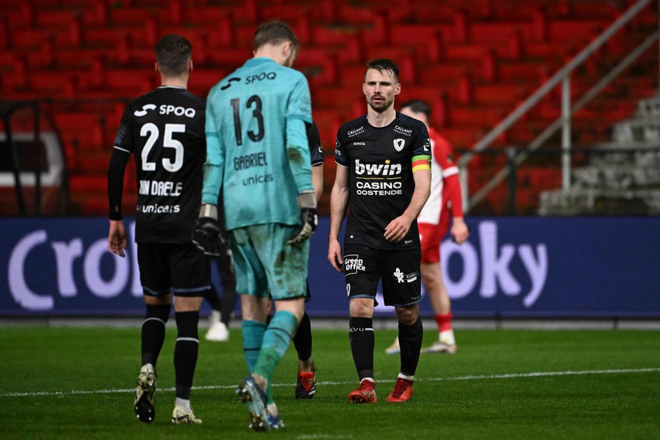 Jonas Vinck en co. verloren donderdagavond met 3-0 op Antwerp en dat was na de 1-1 aan zee onvoldoende voor een ticket voor de bekerfinale.
