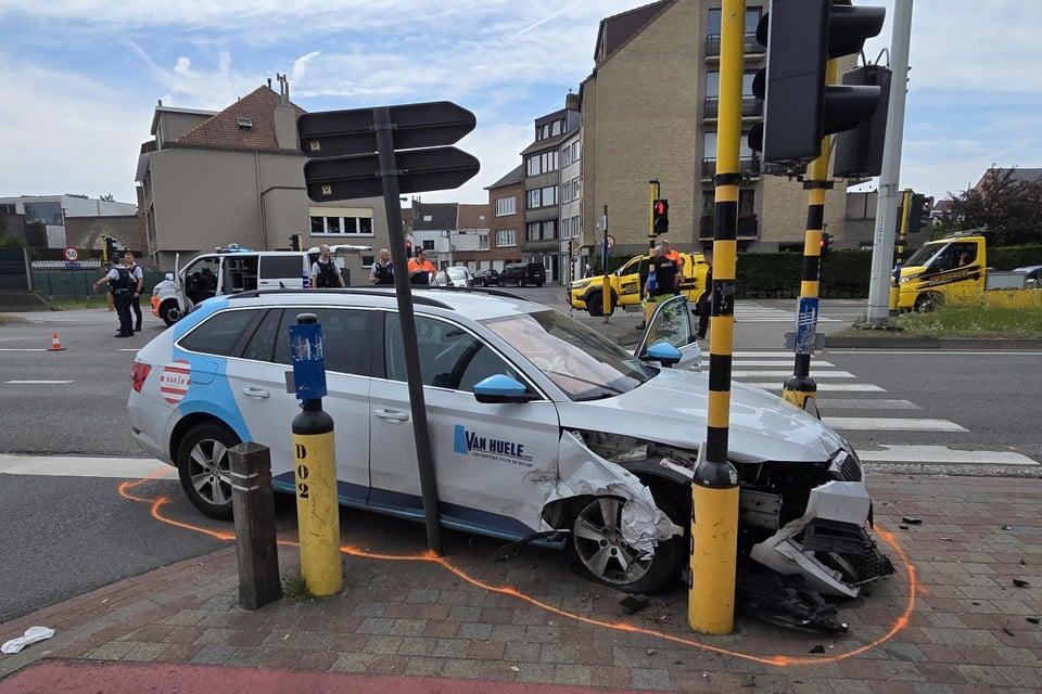 Police car also shared in the chunks: two men in stolen car arrested after wild chase in Ostend (Ostend)