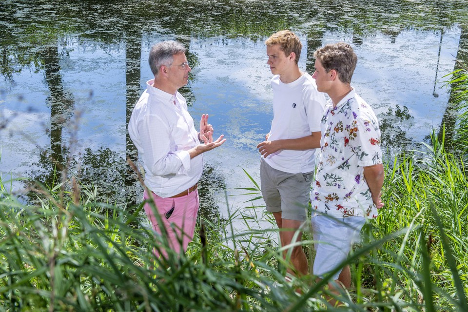 Joachim Coens met zonen Felix en Viktor 