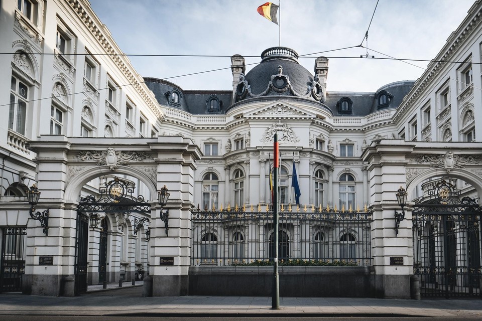 Het Rekenhof onderzocht de manier waarop in België de veiligheidsscreenings gebeuren van mensen die gevoelige jobs krijgen. 