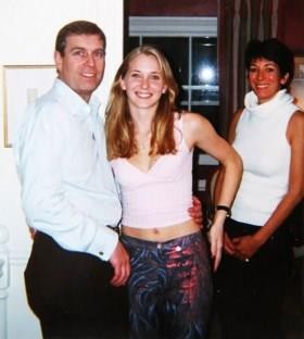 Prins Andrew, Virginia Giuffre en Ghislaine Maxwell, de partner van Jeffrey Epstein