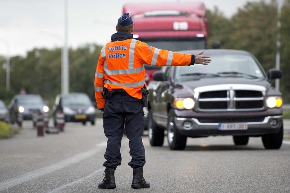 Driving without a driver’s license, but sinners are clumbled faster