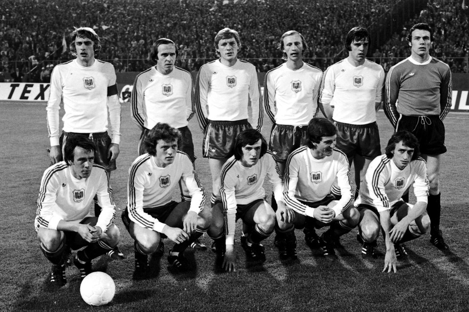Michel Lomme, third from the right on the top row, won a European Cup II with Anderlecht in 1976. 
