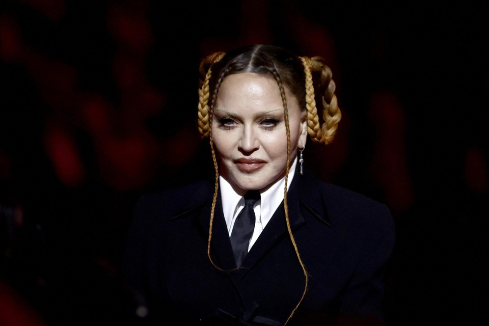 Ondanks haar indrukwekkende carrière is het de allereerste keer dat Madonna samenwerkt met de Zweed.