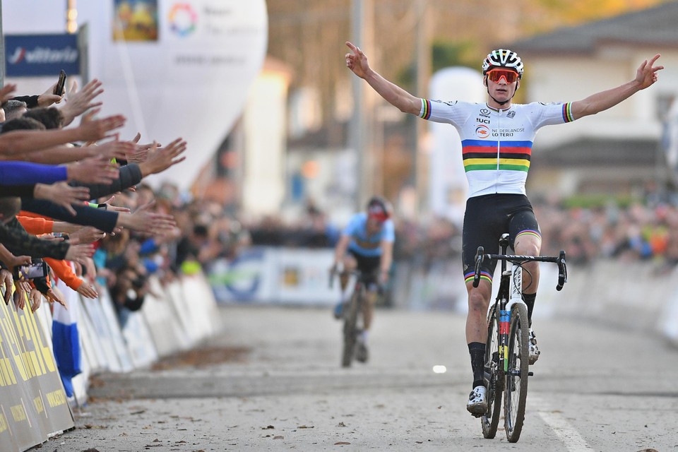 Mathieu van der Poel troefde drie jaar geleden Eli Iserbyt af. 