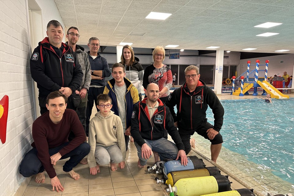 De Bredense duikclub Medusa klaagt over de diepte van het nieuwe zwembad.