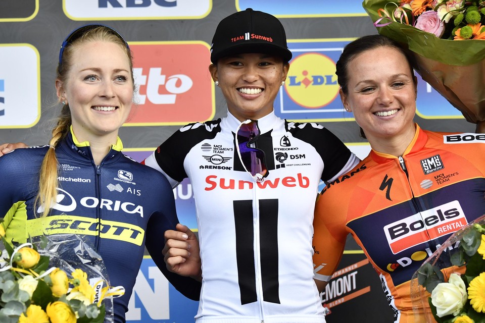 Gracie Elvin (links), medeoprichtster van de TCA werd in 2017 tweede in de Ronde van Vlaanderen voor vrouwen. 
